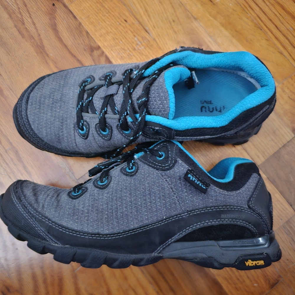 Ahnu Teva Sugarpine II Hiking Lightweight Waterproof Shoes Womens Size 7